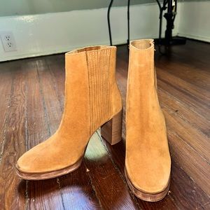 Ava 9.5 leather bootie